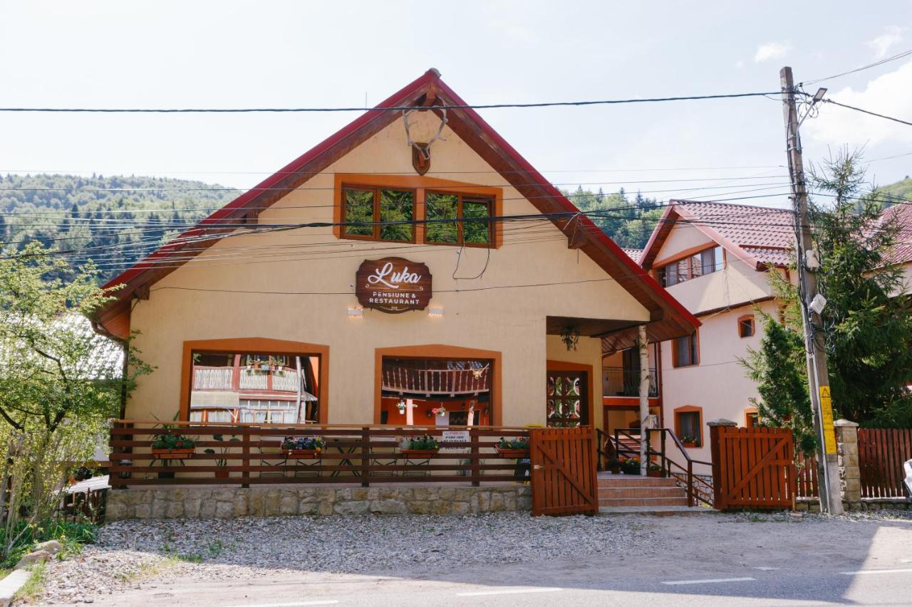 Pensiunea Luka Slănic-Moldova Buitenkant foto